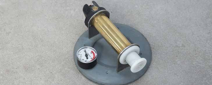 Ventuze cu pompa pentru placi de gresie mari Ventuze cu pompa de presiune