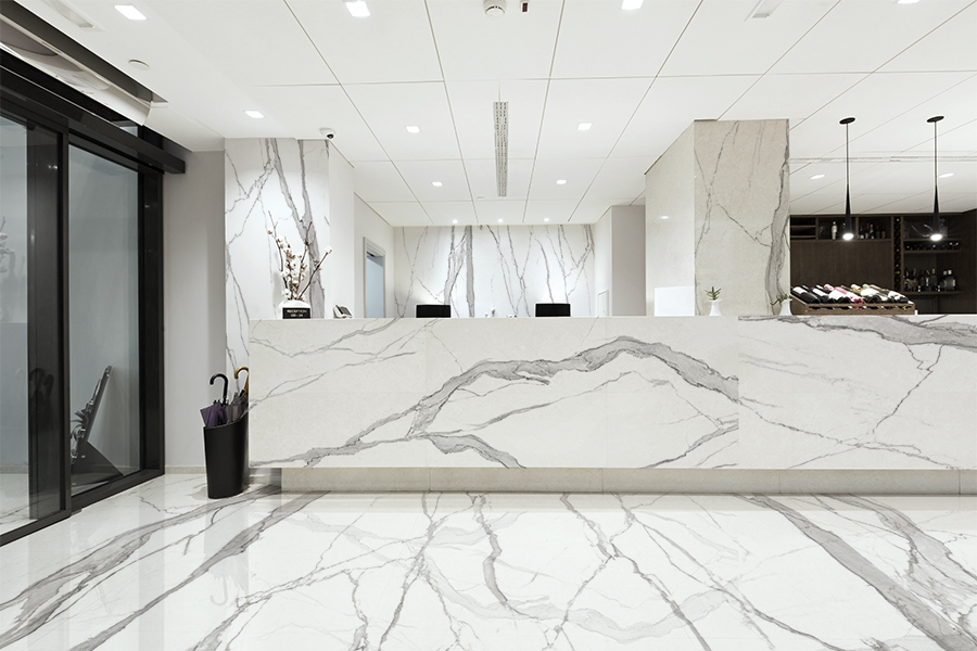 Amenajare cu lastre ceramice portelanate EK 