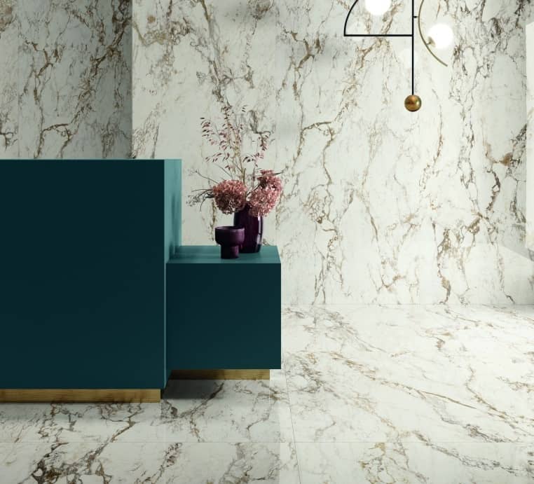 Amenajare_cu_gresie_portelanata_Keope_interno4_breccia tortona_120x278cm_120x120cm_GadaCeramicnew Gresie Interno4 - imagine 1