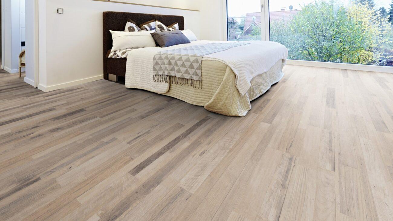 LF11 Parchet Laminat Old Wood Mix Beige