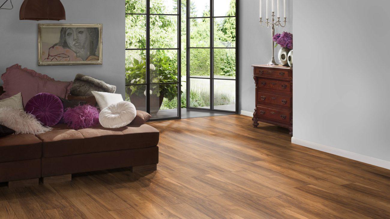 LH04 Parchet Laminat Chesnut Sepia Brown