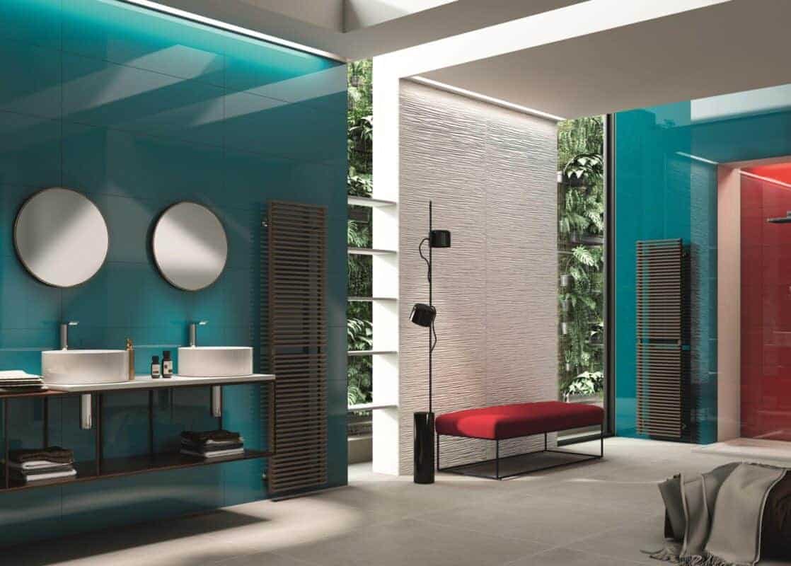 BAie cu faianta colorata