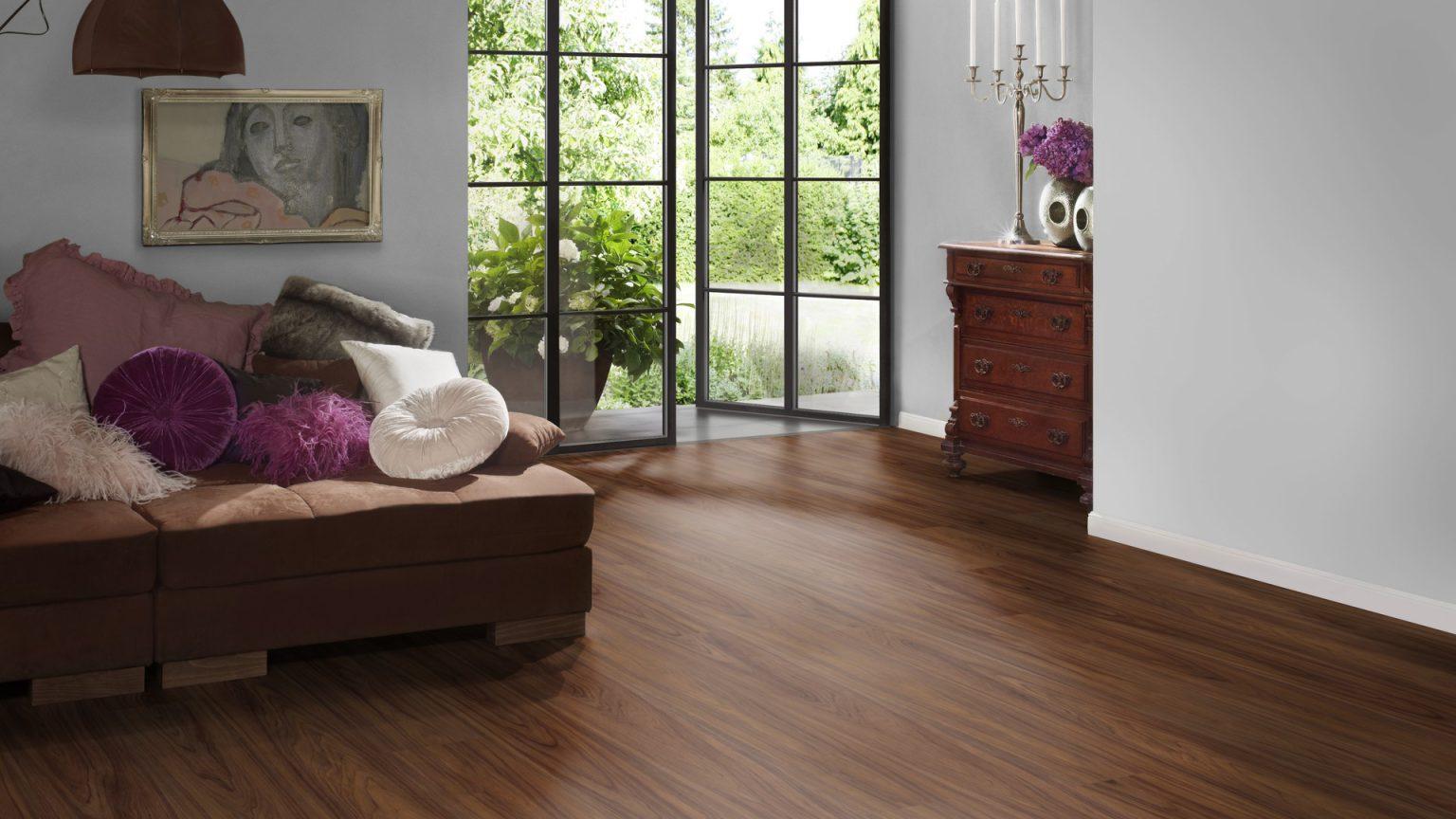 Parchet vinil LVT Walnut AbuDhabi