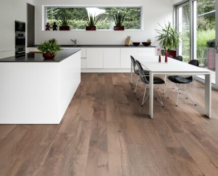 Parchet vinil LVT D17 Oak Salvador amenajare bucatrie open space cu pardoseala vinil de la ter Hurne