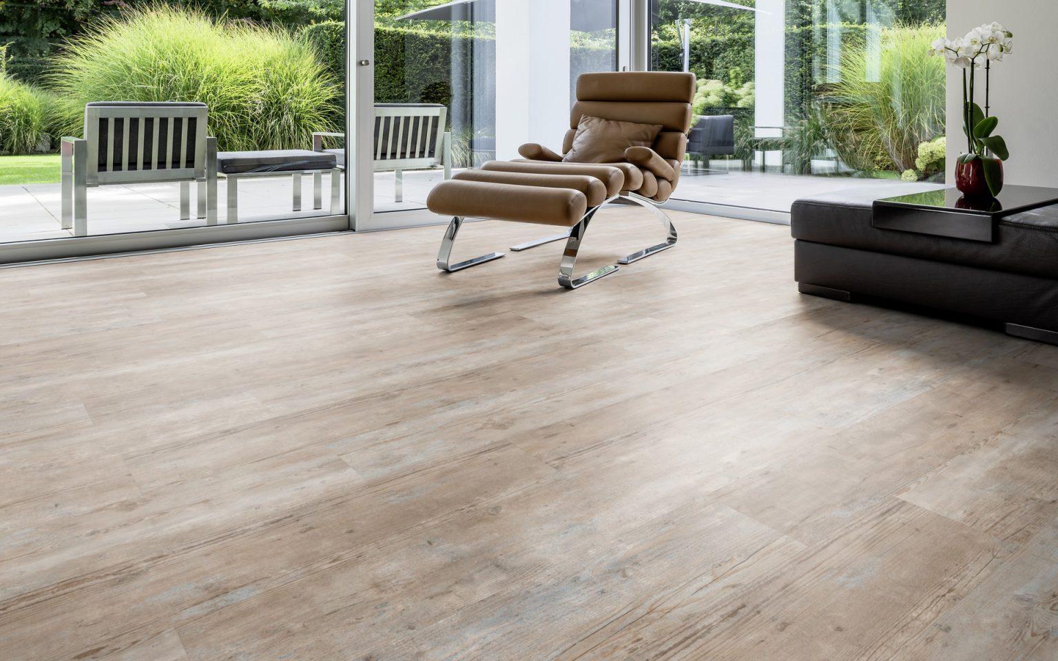 Parchet vinil LVT D18 Pine Logos
