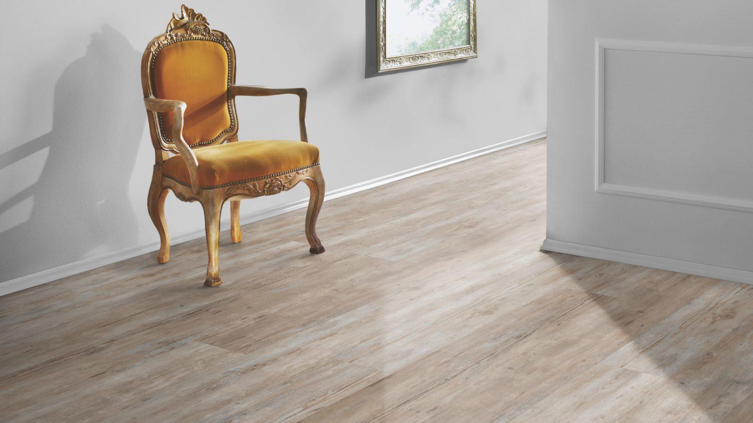 Parchet vinil LVT D18 Pine Logos