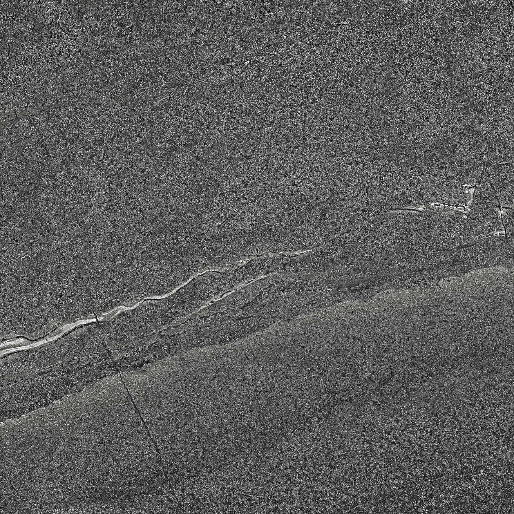 Lake_Stone_60x60_black