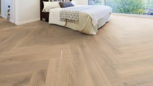 M01 Parchet stratificat Stejar Unfinished Effect Herringbone - imagine 2