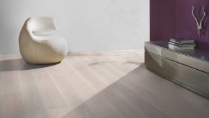 T03 Parchet Stejar Crystal White FP 200