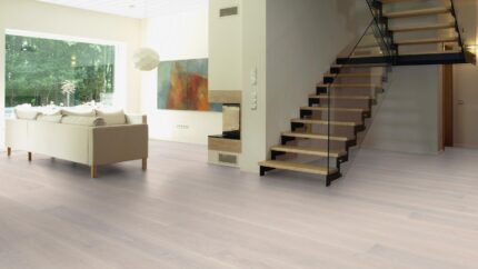 Parchet Stejar Crystal White FP amenajare living modern detaliu scara interioara
