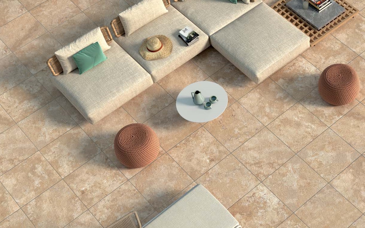 Gresie Percorsi Travertino 60x60 cm beige amenajare living modern detaliu pardoseala
