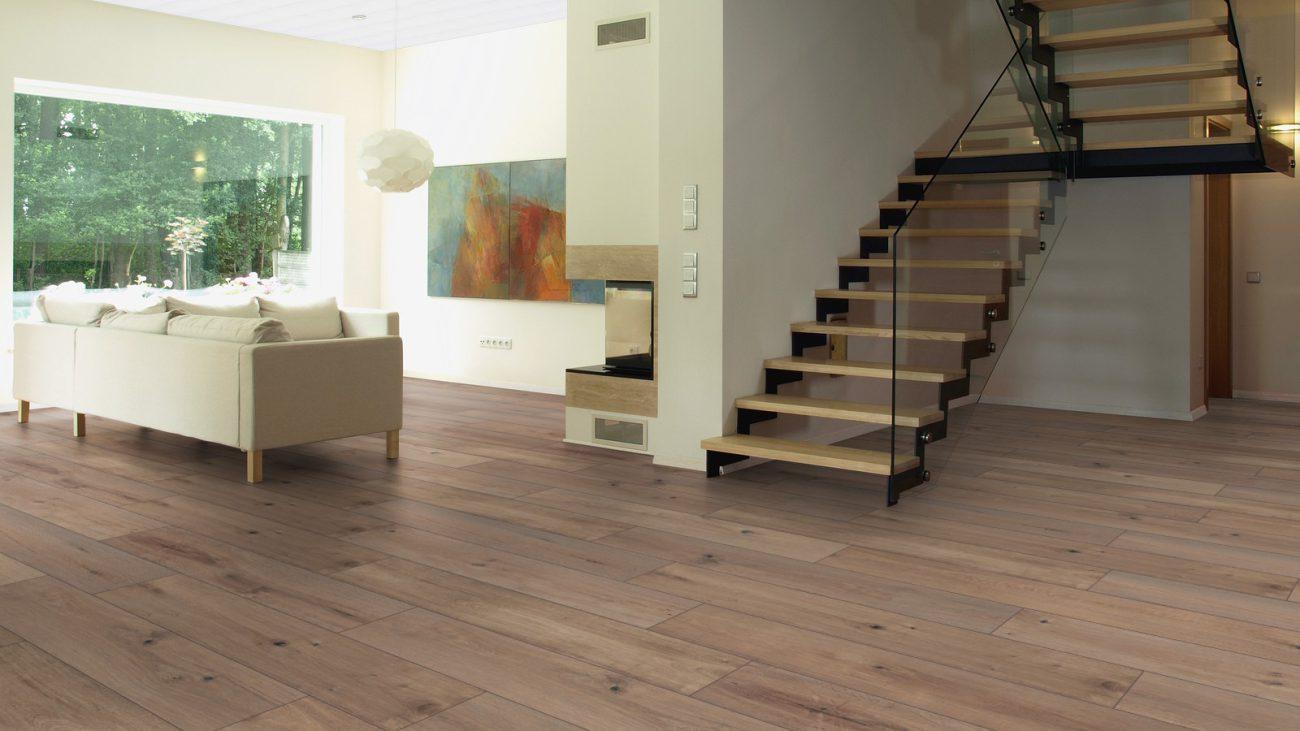 LG05 Parchet Laminat Oak Whisky Lounge