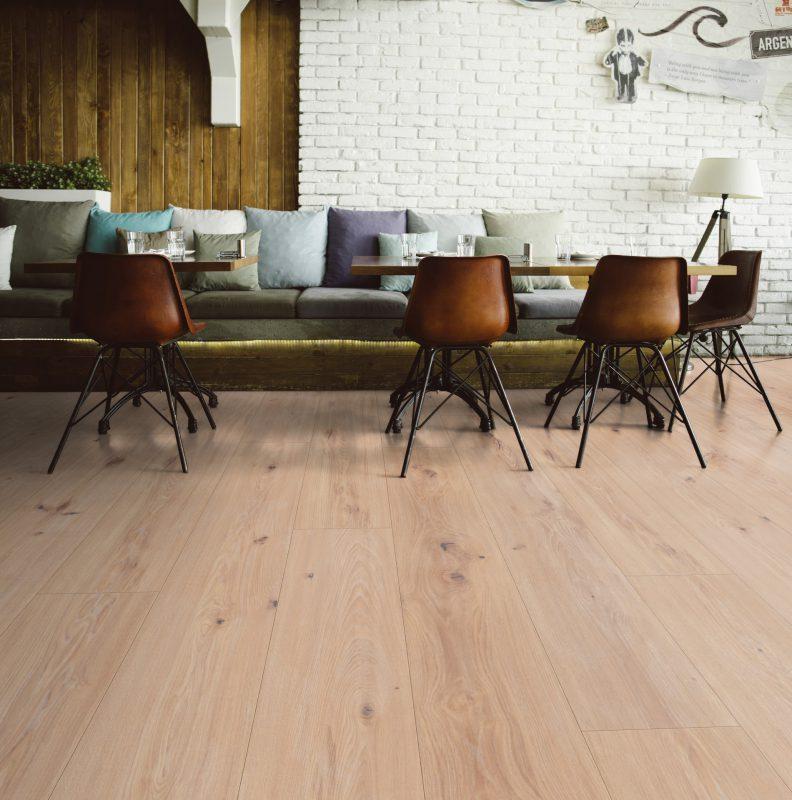 AVW01 Parchet Avatara Stejar Midea