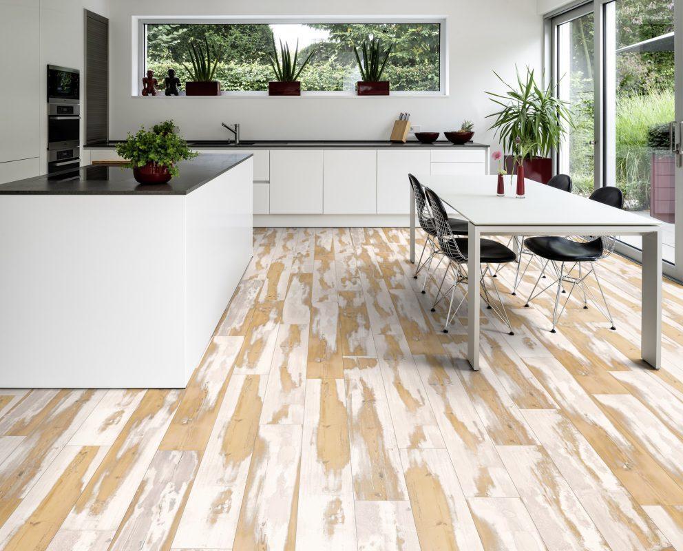 AVW03 Parchet Avatara Pin Xara