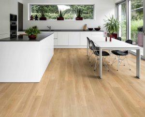 AVW18 Parchet Avatara Stejat Aurora