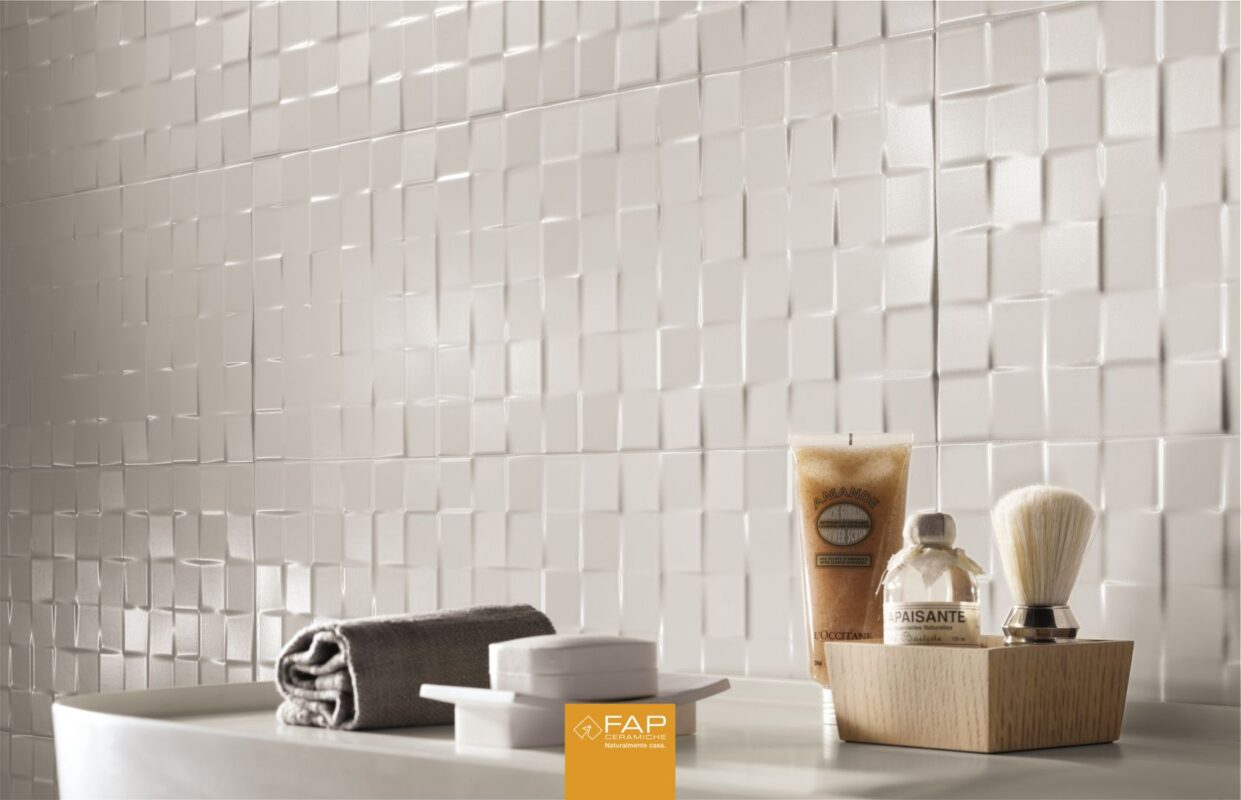 Baie cu Faianta Alba Mata 3D Lumina