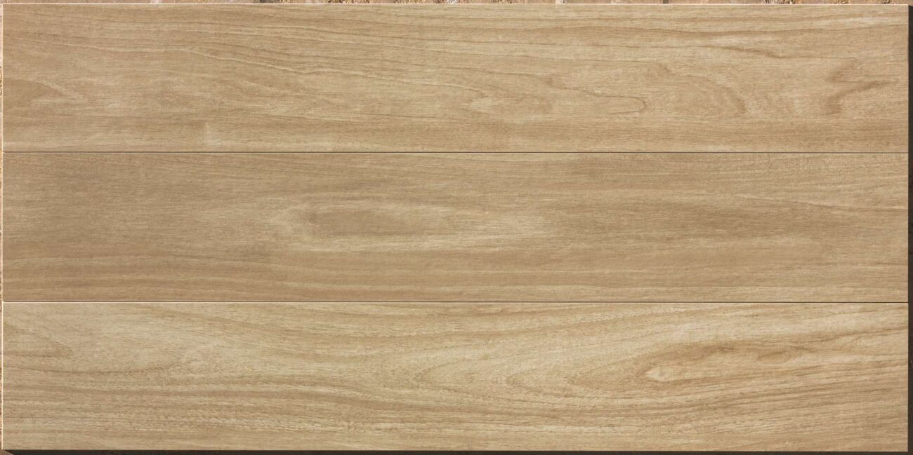 Bucatarie cu Faianta Alba si Gresie Tip Parchet Nuances