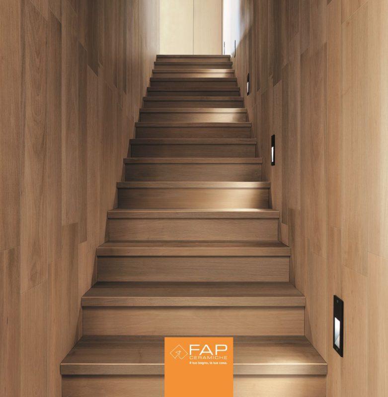 Scara cu Gresie Tip Parchet Nuances