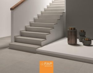 Elemente din Gresie Portelanata pentru Scara Interioara