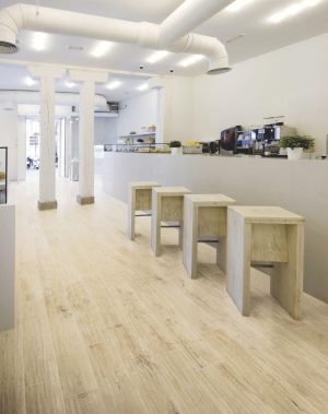 Gresie tip Parchet Rustic Logwood Cream