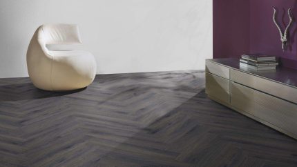 LY04 Parchet Laminat Herringbone Oak Penthouse