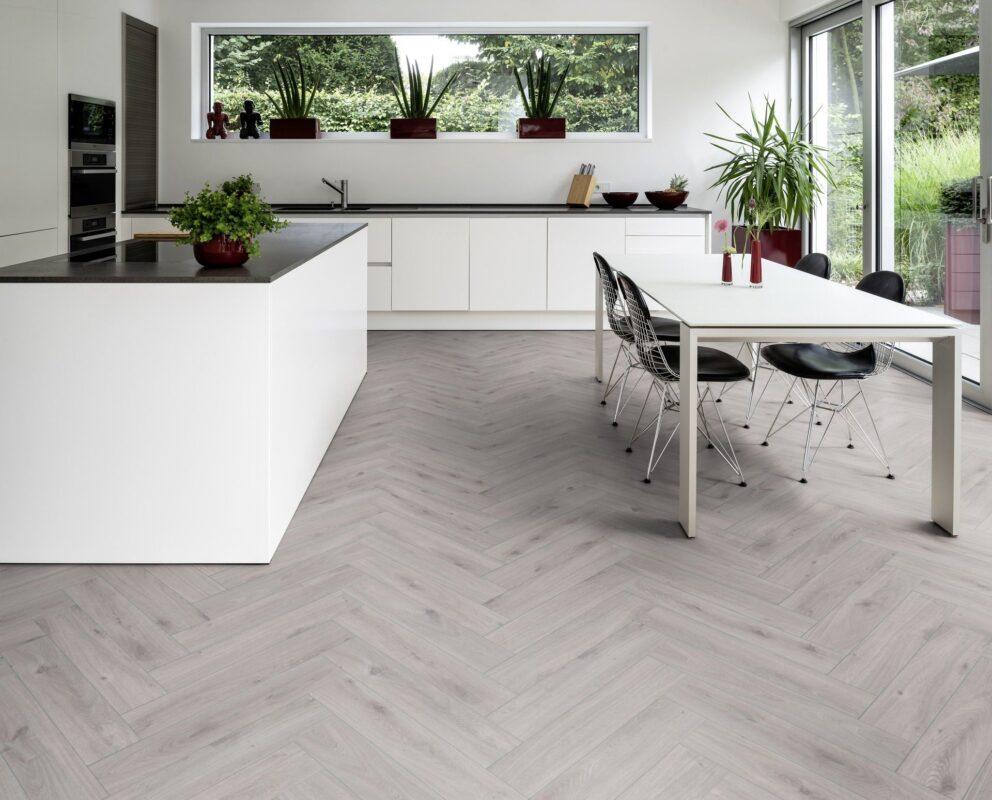 LY07 Parchet Laminat Herringbone Oak Igloo