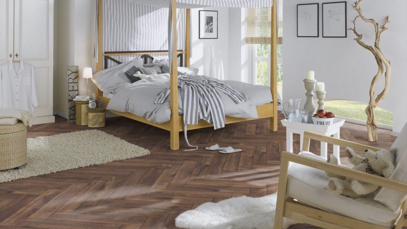 Pardoseala cu Parchet Laminat Herringbone Stejar Cabin