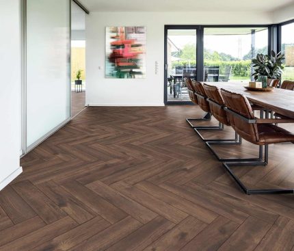 LY08 Parchet Laminat Herringbone Oak Cabin