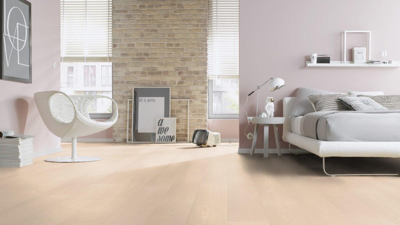 Z05 Parchet hibrid Hywood Frasin Yoho