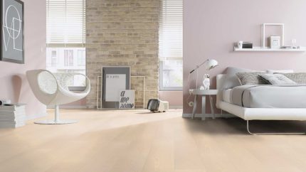 Z05 Parchet hibrid Hywood Frasin Yoho