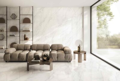 Living cu gresie aspect marmura Marble Elite