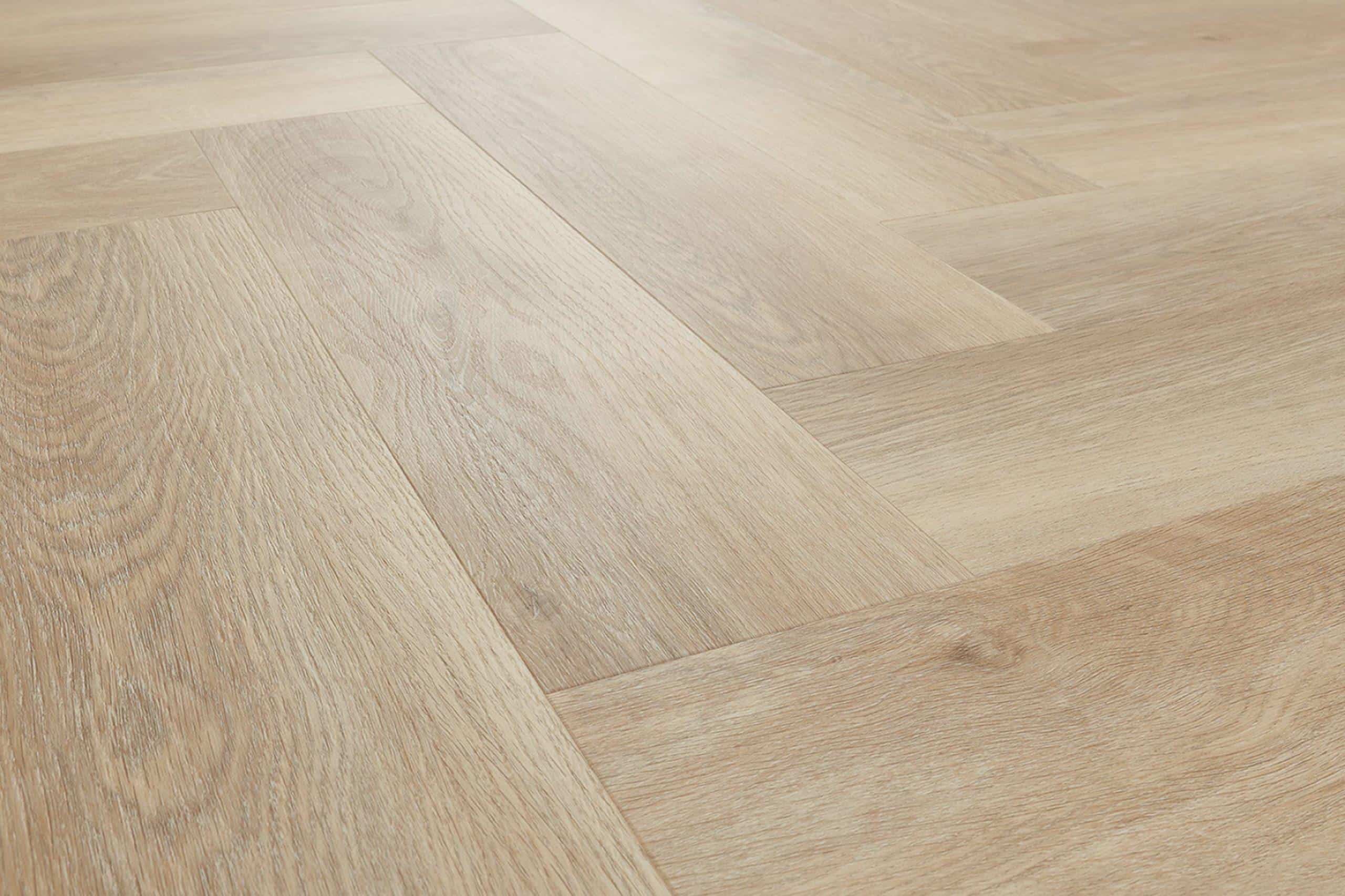 Parchet-SPC-amaron-herringbone-stejar-dearwood-5mm-Gada-Ceramic- detaliu