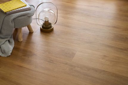 Amenajare pardoseala living Parchet SPC Stejar Sierra Amaron Wood 5mm