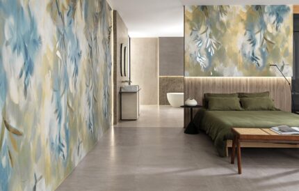 Perete living cu lastre ceramice decorate floral fap ylico