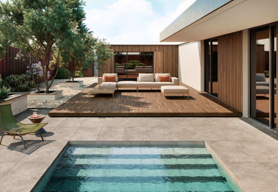 Terasa exterior cu gresie portelanata tip parchet NordicWood Walnut