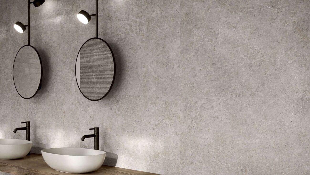 Baie moderna cu gresie tip piatra Landstone