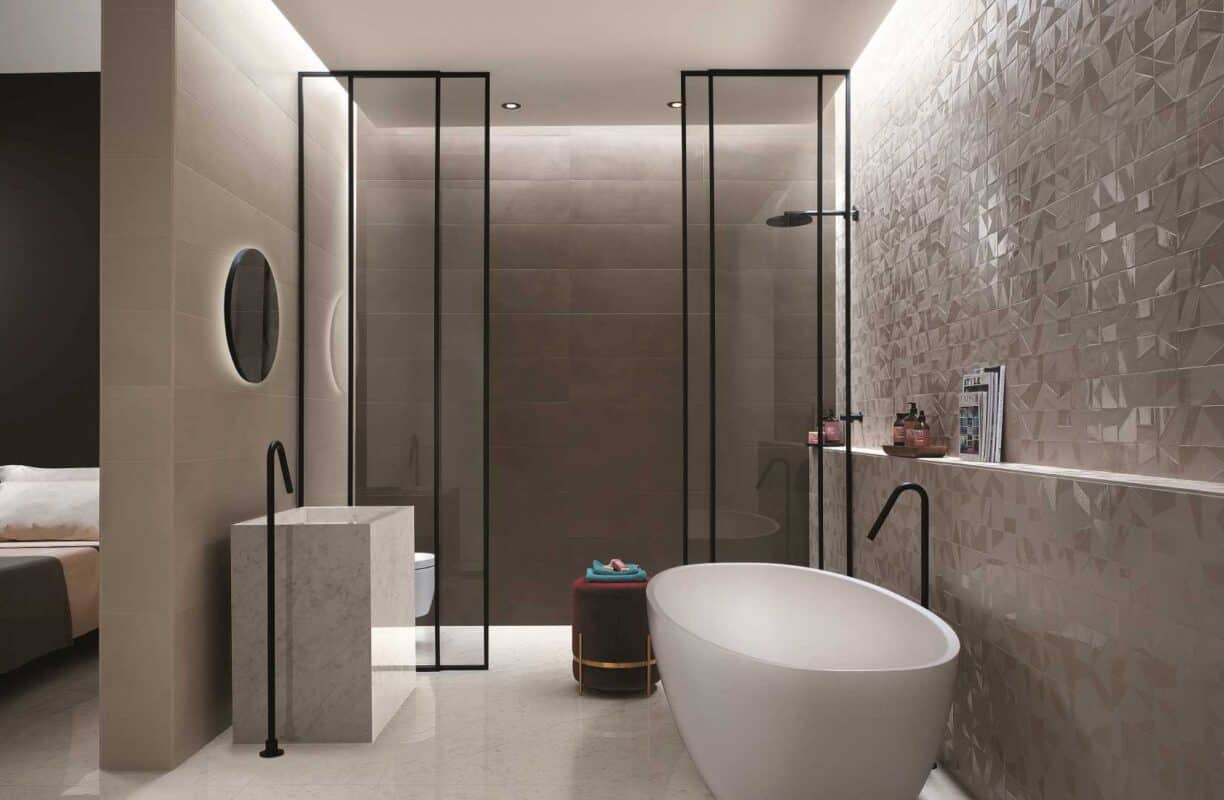 Baie moderna cu faianta italia