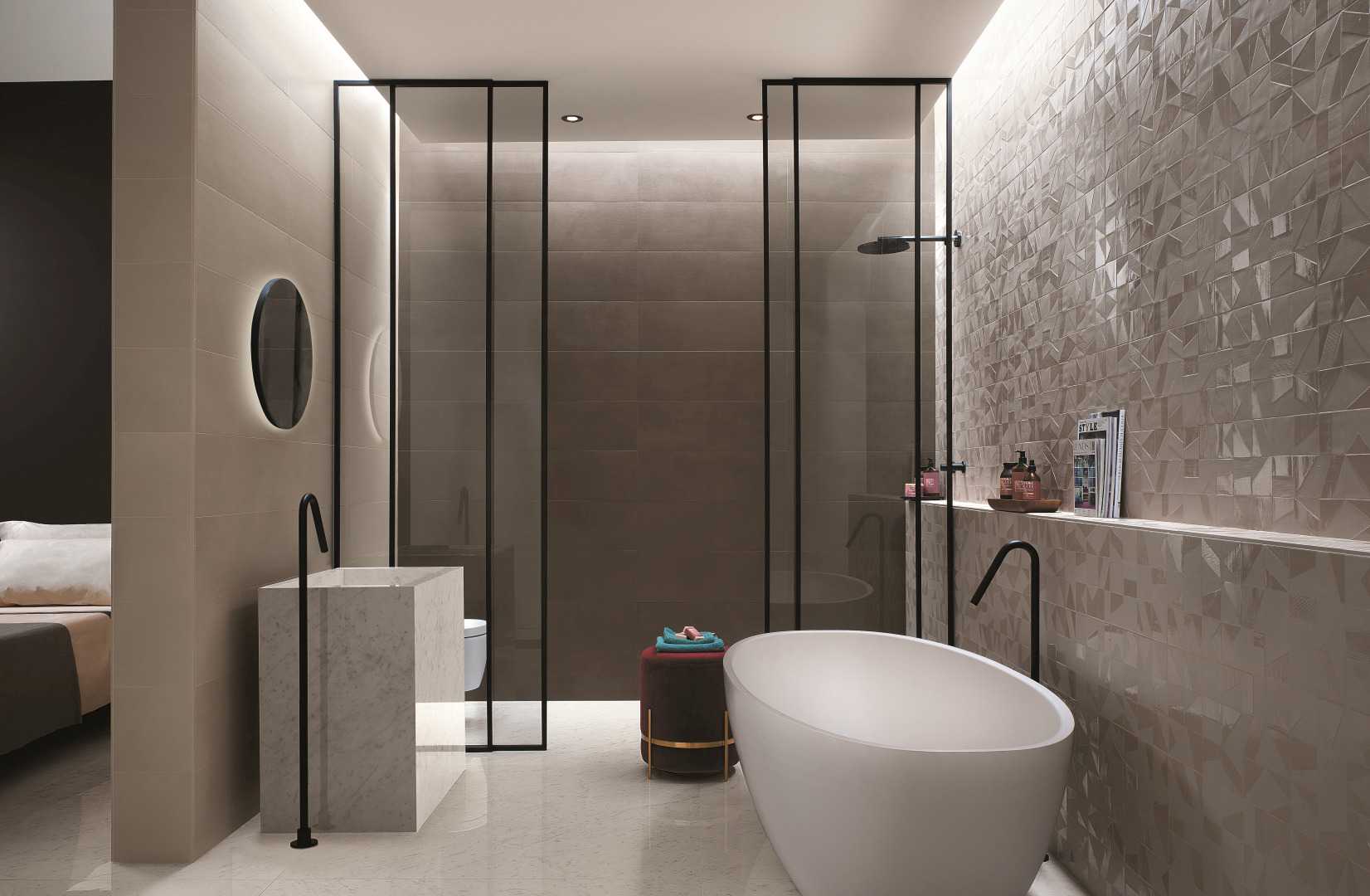 Amenajare baie cu gresie portelanata roma d si faianta fap mat more taupe brown 25x75 cm
