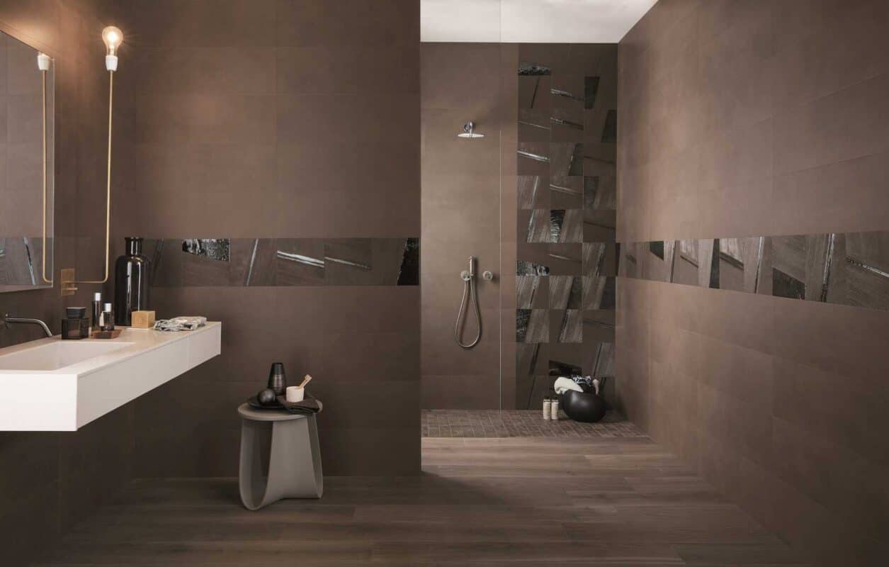 Baie moderna cu faianta italia