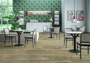 Amenajare bucatarie cu gresie tip parchet Journey Keope Ceramiche