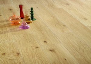 Pardoseala-cu-gresie-tip-parchet-placi-portelanate-Keope