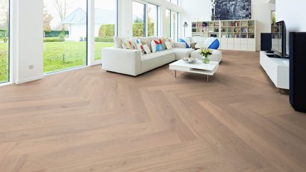 Parchet Stratificat Herringbone Stejar Helgoland amenajare pardoseala living