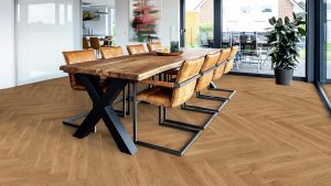 Parchet Stratificat Herringbone Stejar Juist amenajare pardoseala dining
