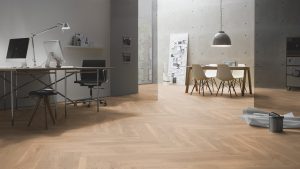 Parchet Stratificat Herringbone Stejar Vlieland amenajare pardoseala office