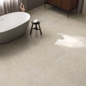 Gresie portelanata Kalkarea SAND Supergres amenajare baie detaliu pardoseala 120x120