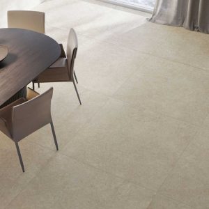 Gresie portelanata Kalkarea SAND Supergres amenajare living detaliu pardoseala