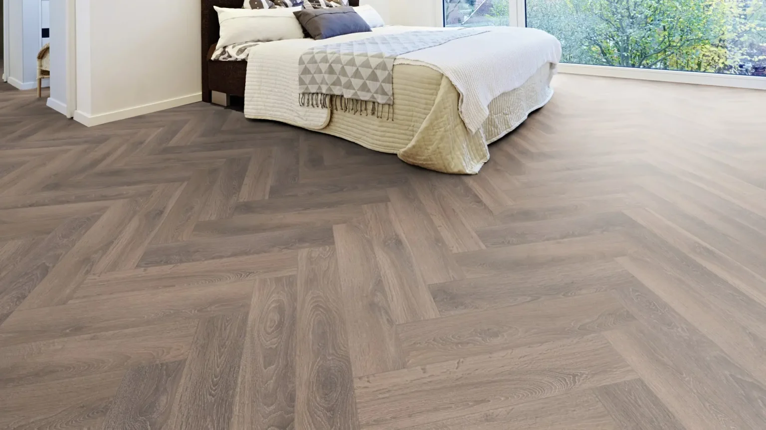 Dormitor cu Parchet Laminat Herringbone Suite