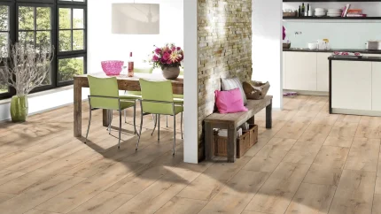 Bucatarie cu Parchet Laminat Oak Urban