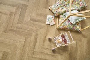 Parchet SPC Herringbone Burbon Eir
