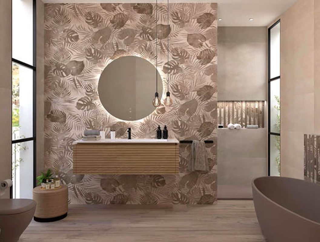 Baie-moderna-cu-gresie-tip-parchet-si-faianta-bej-decorata-Gada-Ceramic